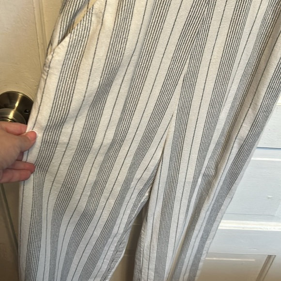 Forever 21 - Picture 2 of 7